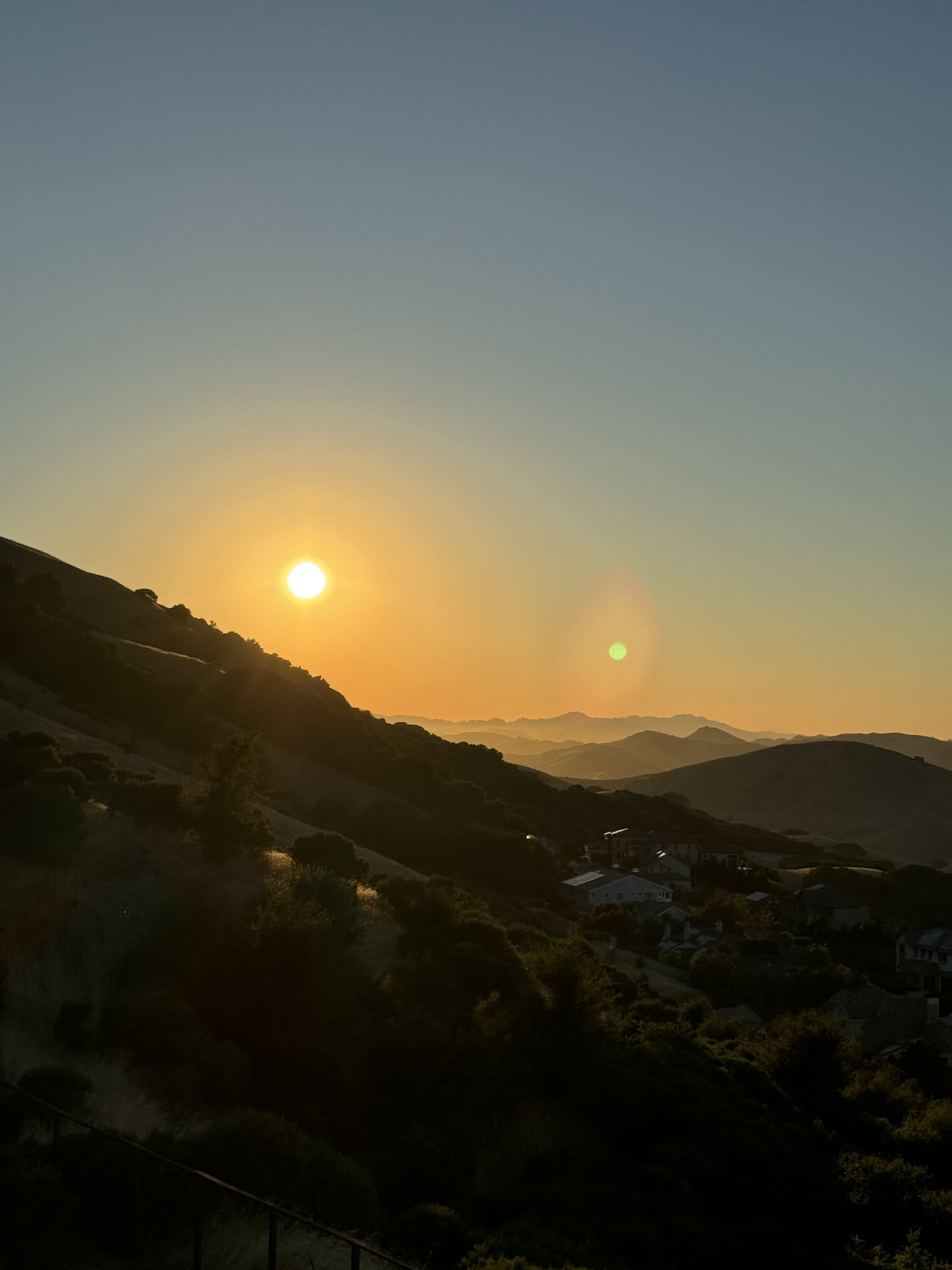 California, photograph 2 of 19