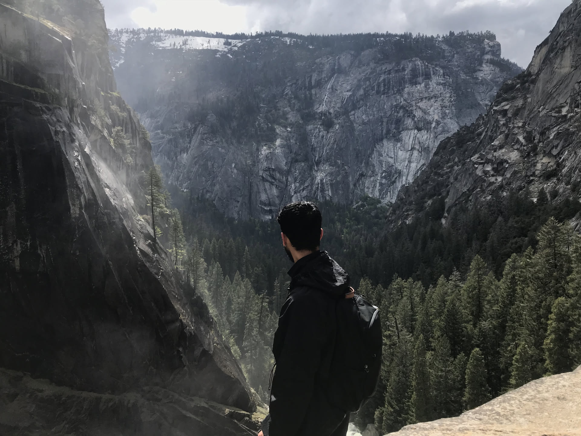 California, photograph 12 of 19